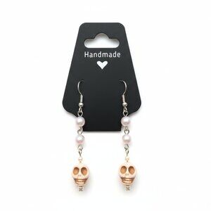 Earrings ☠️  White Skulls white pearl beads - Shepherds Crook
